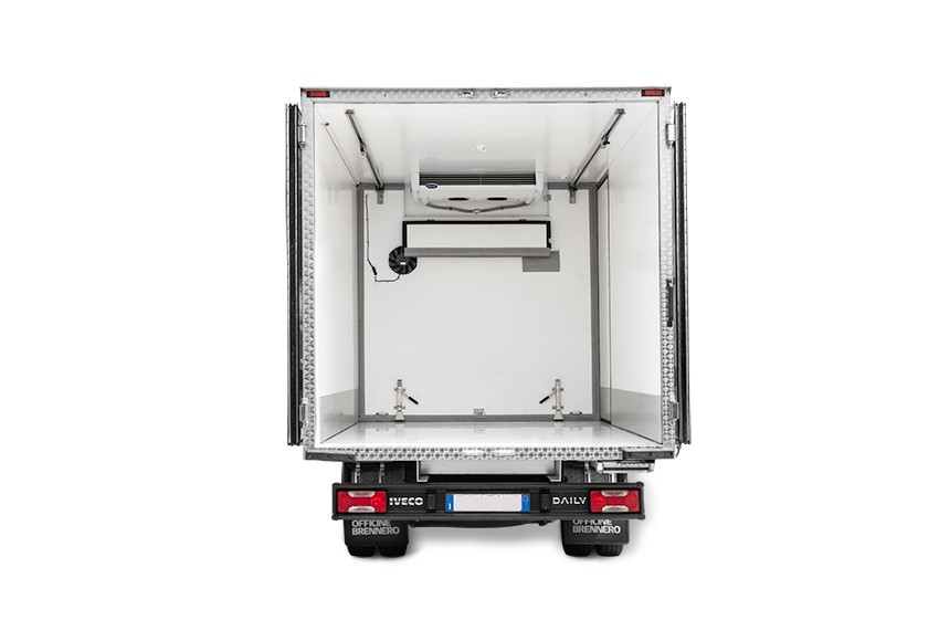 Noleggio furgone box isotermico con gruppo frigo